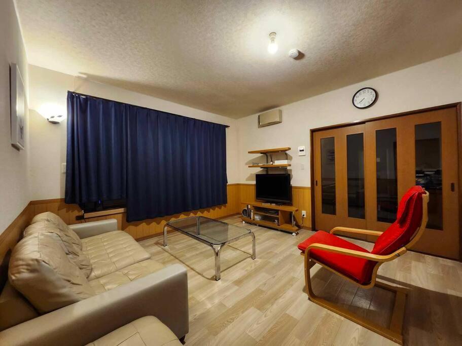 蒼い家温泉付貸別荘cozy Blue House Onsen Hot Spring Shiraoi Εξωτερικό φωτογραφία